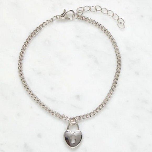 La Hearts Jewelry - New L.A. Hearts Silver Heart Bracelet